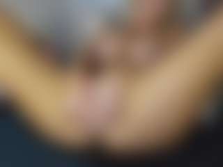 Live cam show with TaylorLove303 - White on live18s.com | netherlands