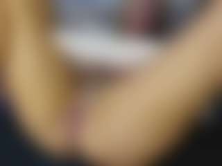 TaylorLove303's Live Sex Cam Show