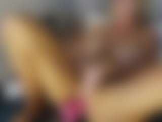 TaylorLove303's Live Sex Cam Show