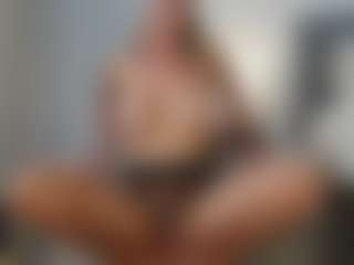 TaylorLove303's Live Sex Cam Show
