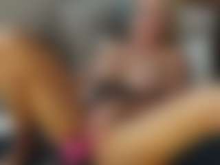 TaylorLove303's Live Sex Cam Show