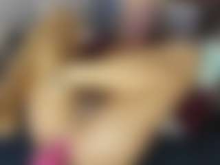 TaylorLove303's Live Sex Cam Show