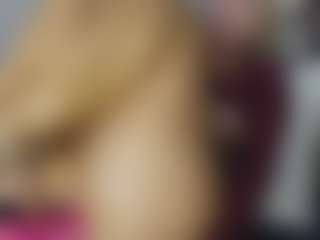 TaylorLove303's Live Sex Cam Show