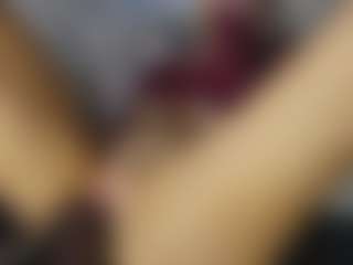 TaylorLove303's Live Sex Cam Show