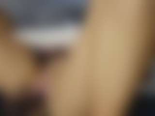 TaylorLove303's Live Sex Cam Show