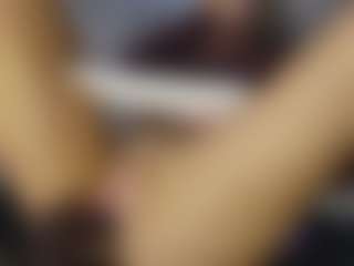 TaylorLove303's Live Sex Cam Show