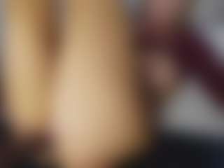 TaylorLove303's Live Sex Cam Show