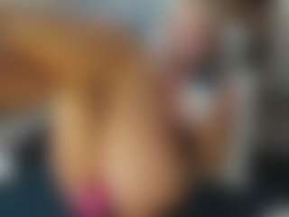 TaylorLove303's Live Sex Cam Show
