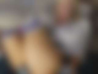 TaylorLove303's Live Sex Cam Show