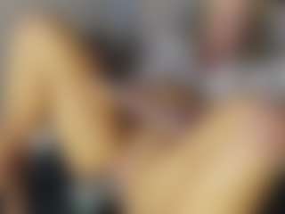 TaylorLove303's Live Sex Cam Show