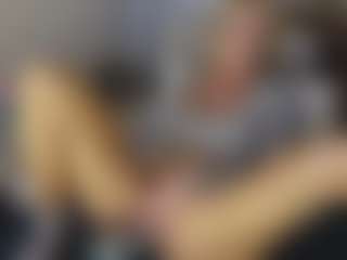 TaylorLove303's Live Sex Cam Show