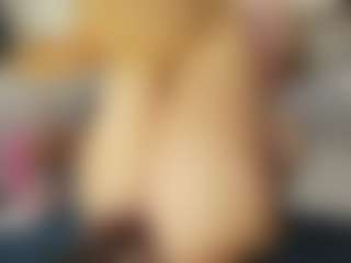 TaylorLove303's Live Sex Cam Show