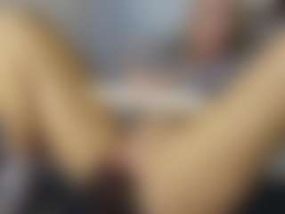 TaylorLove303's Live Sex Cam Show