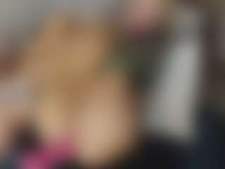 TaylorLove303's Live Sex Cam Show