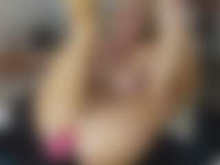 TaylorLove303's Live Sex Cam Show