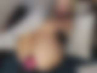 TaylorLove303's Live Sex Cam Show