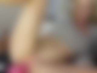 TaylorLove303's Live Sex Cam Show