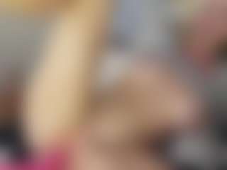 TaylorLove303's Live Sex Cam Show