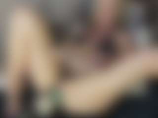 TaylorLove303's Live Sex Cam Show