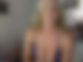 TaylorLove303's Live Sex Cam Show