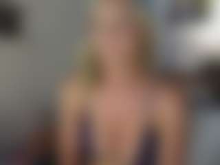 TaylorLove303's Live Sex Cam Show