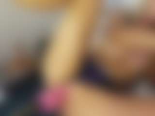 TaylorLove303's Live Sex Cam Show