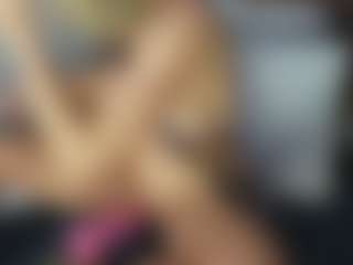 TaylorLove303's Live Sex Cam Show
