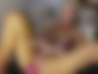 TaylorLove303's Live Sex Cam Show
