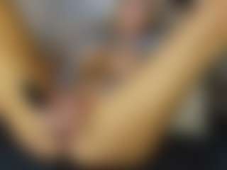 TaylorLove303's Live Sex Cam Show