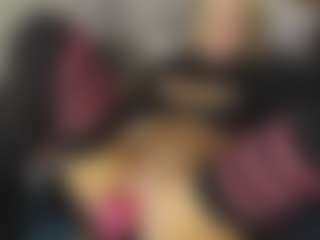 TaylorLove303's Live Sex Cam Show