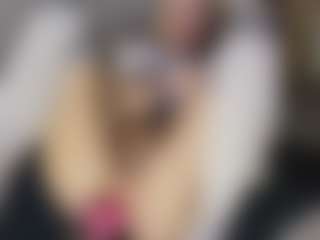 TaylorLove303's Live Sex Cam Show