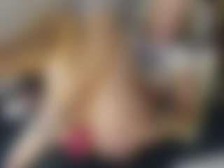 TaylorLove303's Live Sex Cam Show