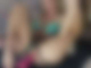 TaylorLove303's Live Sex Cam Show