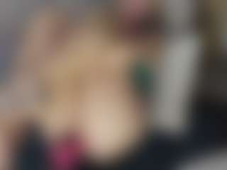 TaylorLove303's Live Sex Cam Show
