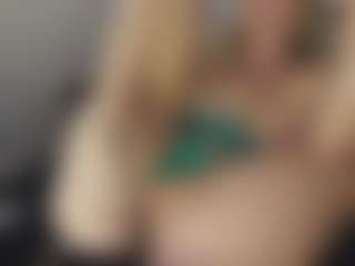 TaylorLove303's Live Sex Cam Show