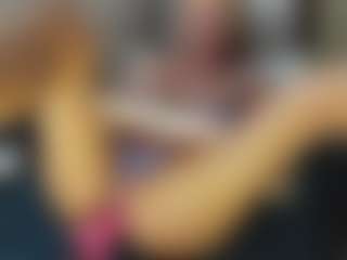TaylorLove303's Live Sex Cam Show