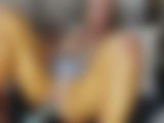 TaylorLove303's Live Sex Cam Show