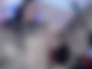Live cam show with EmmaPink3 - Blonde Hair MILF on CamClone
