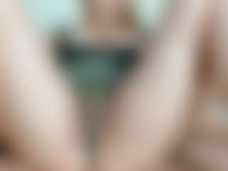 Live cam show with Eva-X-Jane - Average on Dare Cams