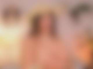 Anneee's Live Sex Cam Show