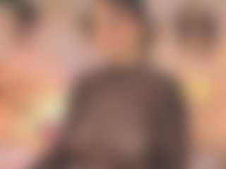 Live cam show with Anneee - Flashing on liverealitysex.com