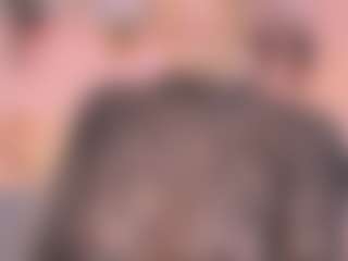 Live cam show with Anneee - Squirt Big Tits on Uber Horny