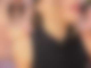 Anneee's Live Sex Cam Show