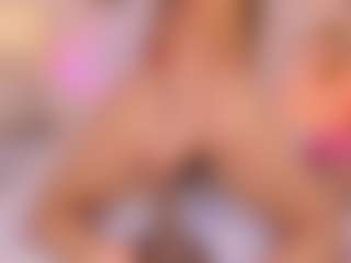 Anneee's Live Sex Cam Show