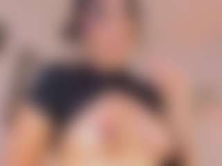 Live cam show with Anneee - Big Ass on https://playwithruby.com