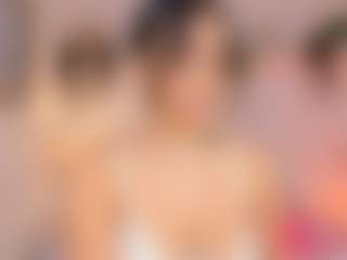 Anneee's Live Sex Cam Show