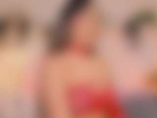 Live cam show with Anneee - Shaved Pussy Teen (18+) on TeamSkeetLive