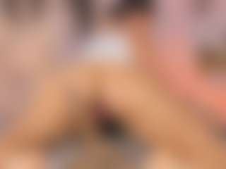Anneee's Live Sex Cam Show