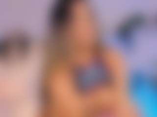 Anneee's Live Sex Cam Show