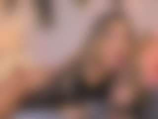Live cam show with Anneee - Tease Teen (18+) on AdultVida.com